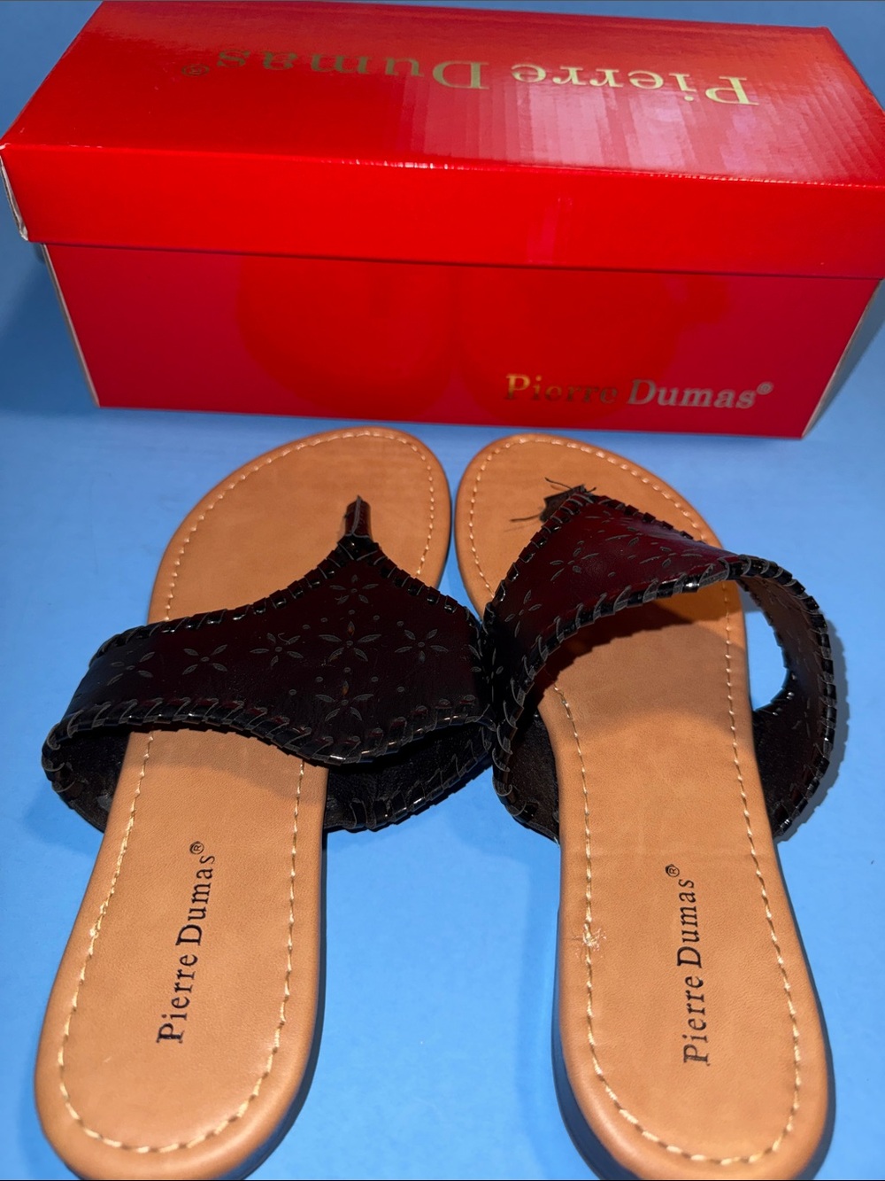 Pierre Dumas Black and Tan Slide Sandals